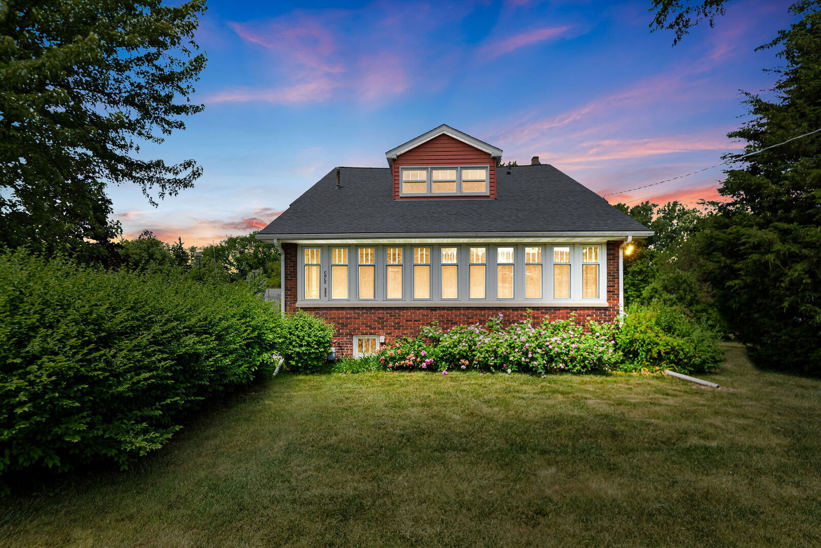 Property Photo:  285 Chestnut Street  IL 60002 
