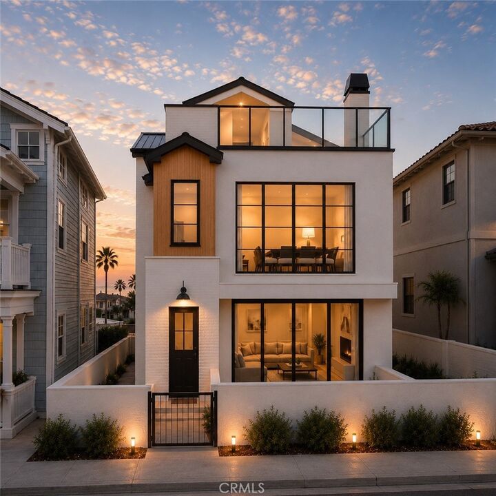 Property Photo:  122 1/2 29th Street  CA 92663 