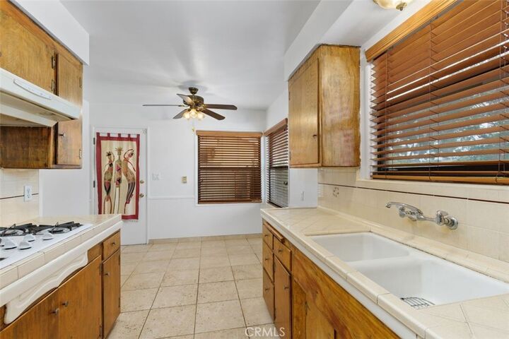 Property Photo:  1525 W Princeton St  CA 91762 