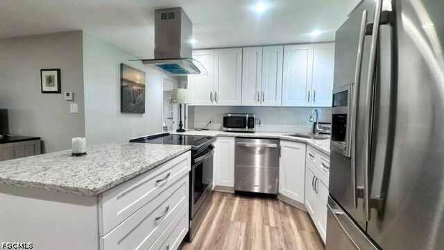 Property Photo:  5509 Miles Standish Lane  FL 33917 