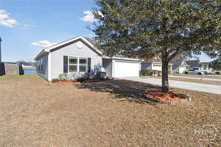 Property Photo:  72 Lake Shore Boulevard  GA 31407 