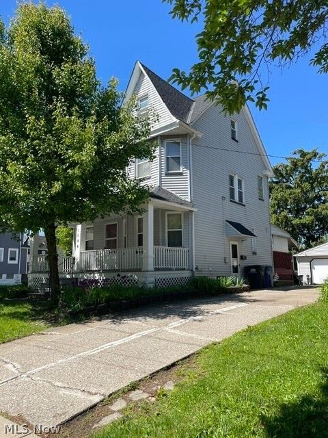 Property Photo:  1544 Wyandotte Avenue  OH 44107 