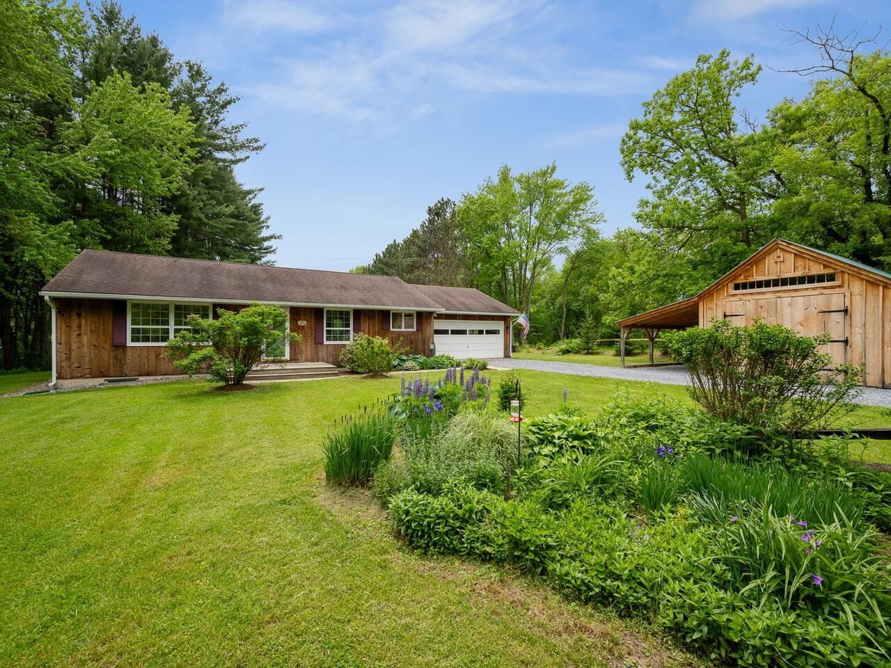 Property Photo: 1457 Sand Road VT 05456