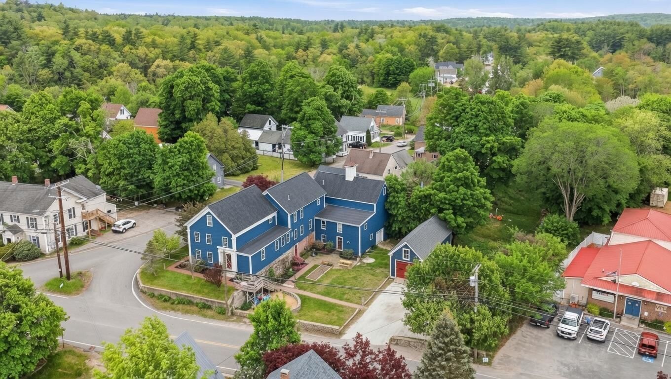 Property Photo:  1 Old Manchester Road  NH 03077 