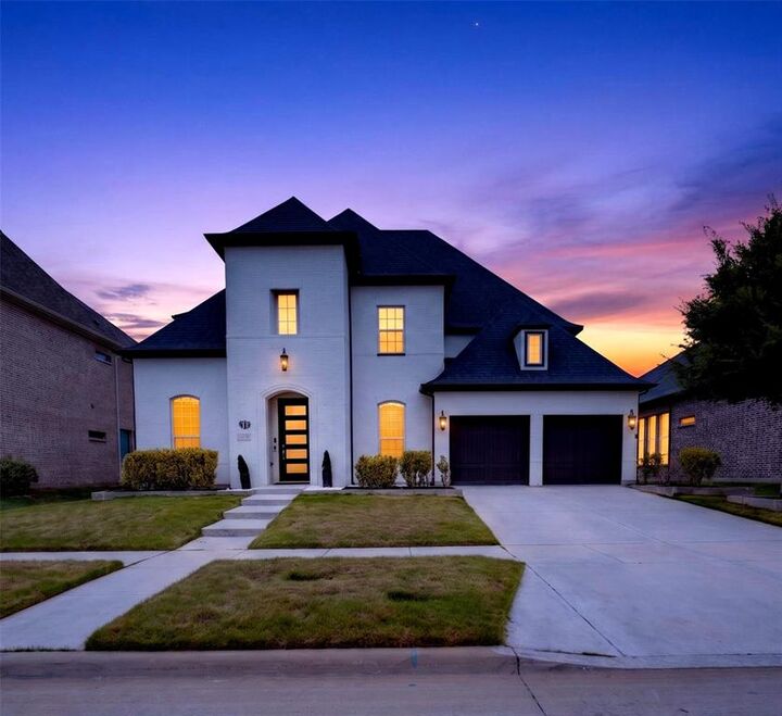 Property Photo: 13776 Cardigan Lane TX 75035