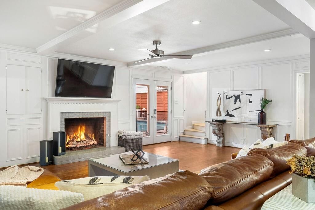 Property Photo:  10973 Yorksprings Place  TX 75218 