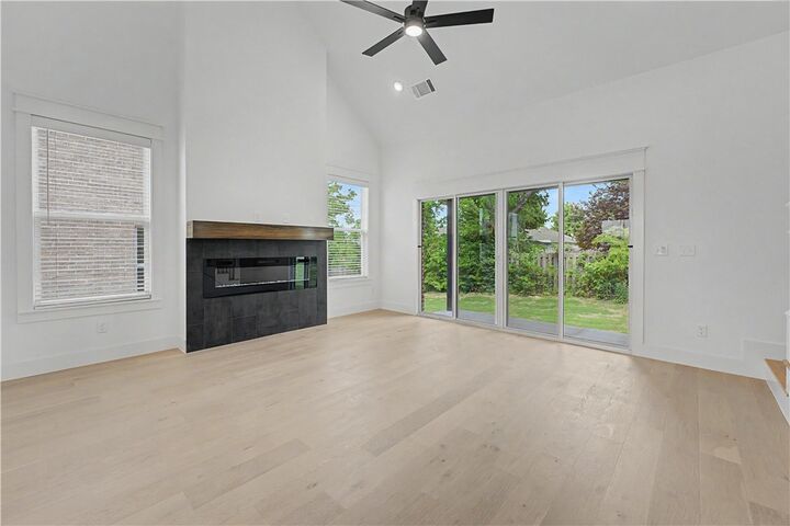 Property Photo:  6605 Crabapple Street  AR 72712 