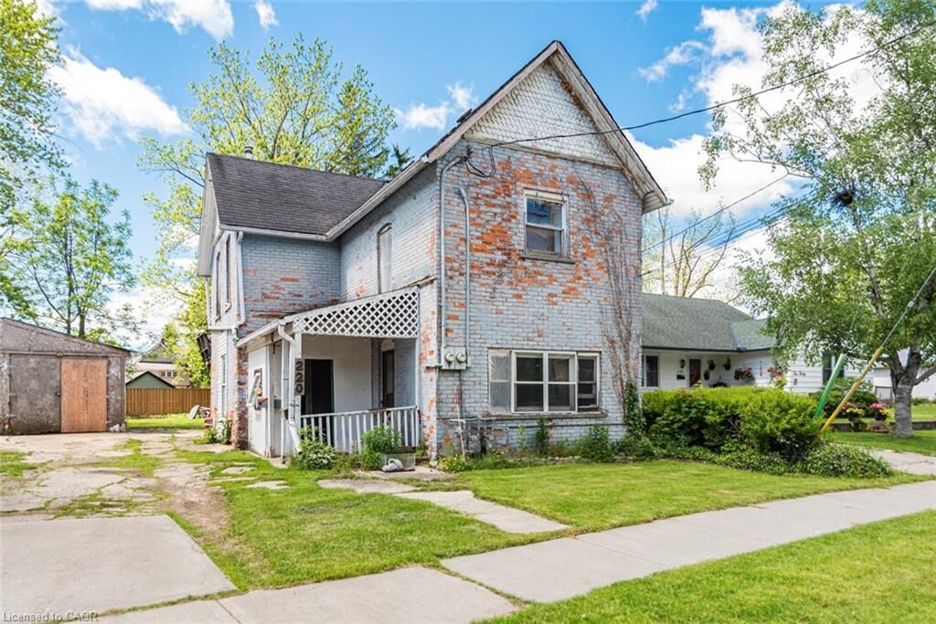 Property Photo: 220 Alder Street W ON N1A 1R4