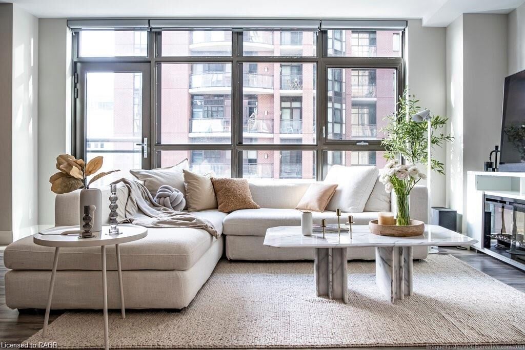 Property Photo: 118 King Street E 716 ON L8M 1A8