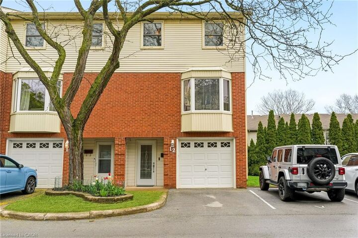 Property Photo: 130 Livingston Avenue 12 ON L3M 4W5