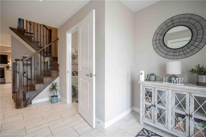 Property Photo: 18 Cittadella Boulevard ON L0R 1P0