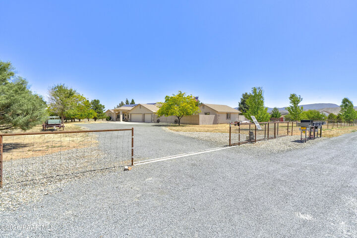 Property Photo:  7800 E Tradition Way  AZ 86315 
