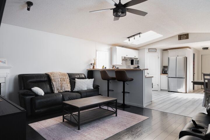 Property Photo: 213 Mitchell Drive AB T9K 2N1