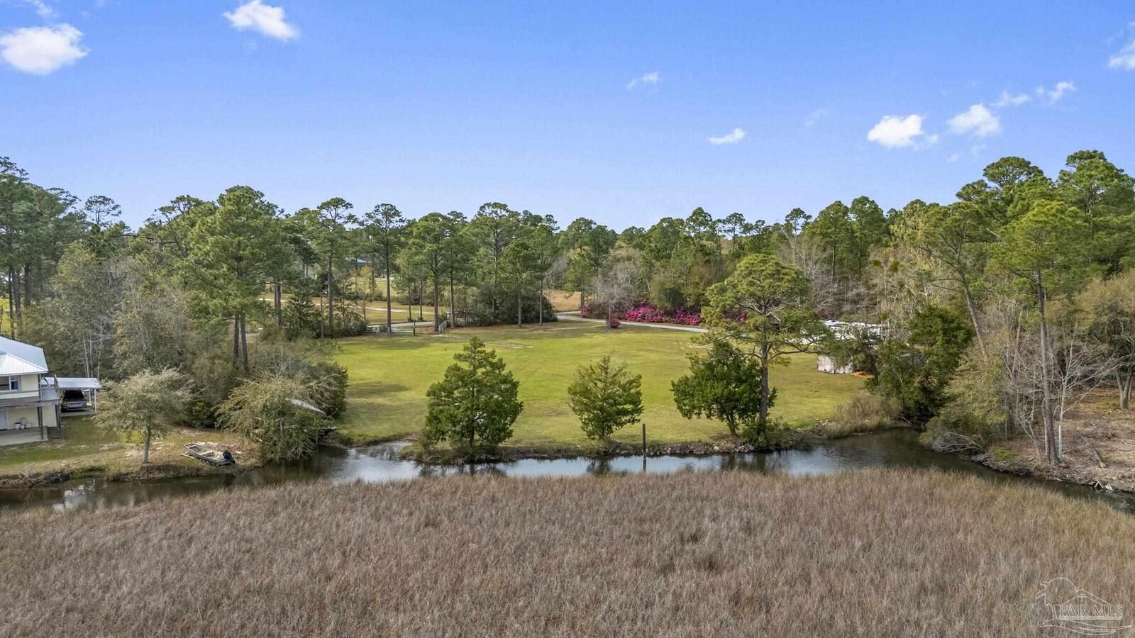 Property Photo:  7524 Petersen Pt Rd  FL 32583 