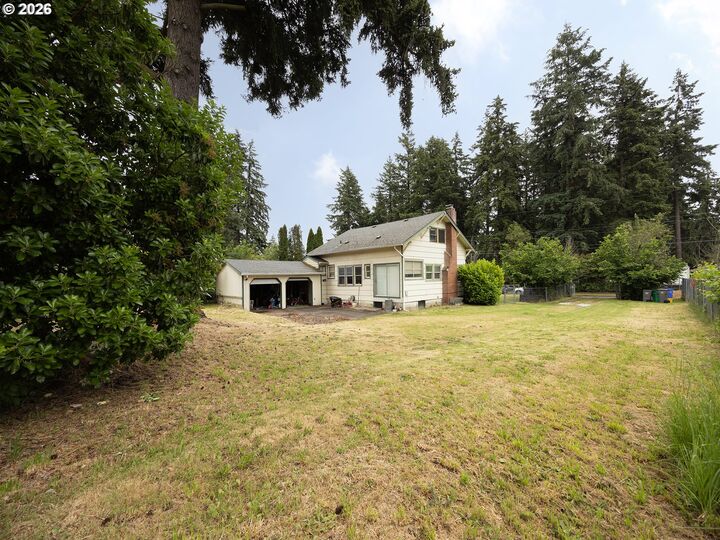 Property Photo:  10821 SE Boise St  OR 97266 