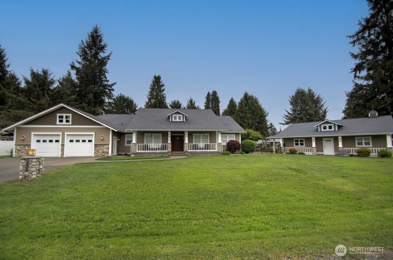 Property Photo:  5140  66th Avenue SE  WA 98513 