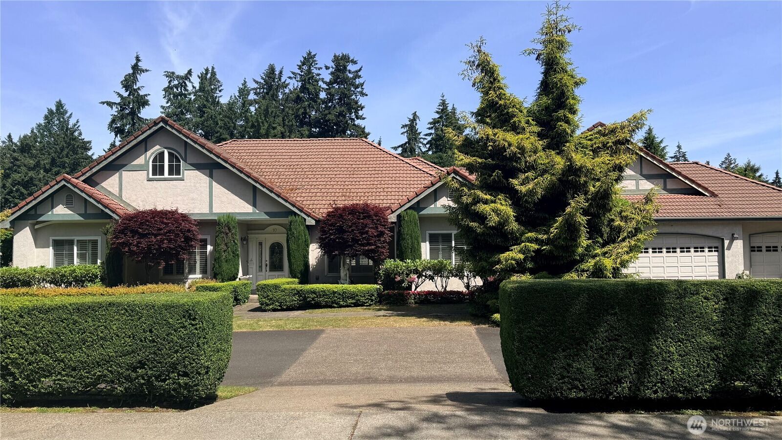 Property Photo:  7201  Holly Hedge Lane SW 10  WA 98499 