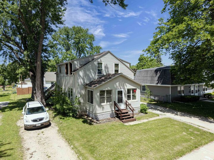 Property Photo: 1841 Oakdale Avenue WI 54302