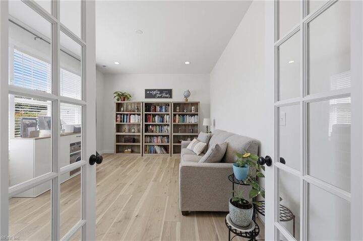 Property Photo:  220 Royal Birkdale  VA 23430 