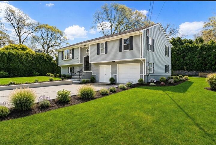 Property Photo:  18 Waterman Street  RI 02809 