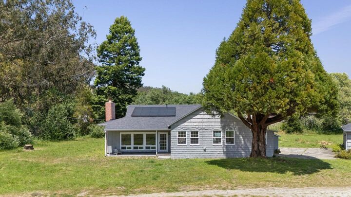 Property Photo: 1650 Stage Road CA 94060