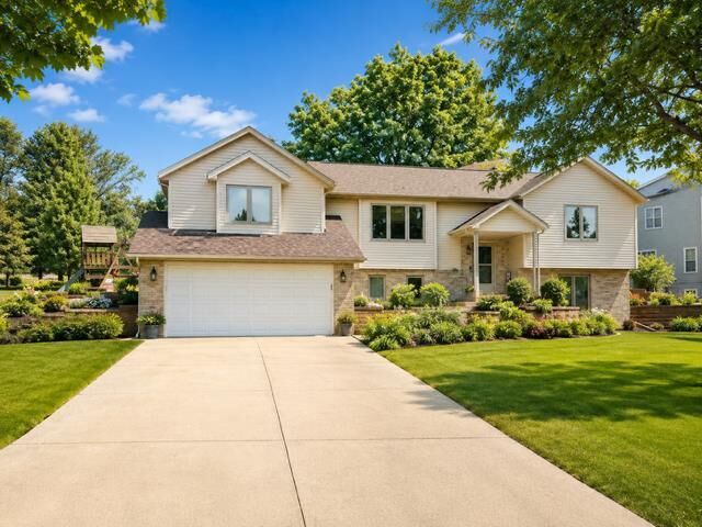 Property Photo:  10864 Blue Mountain Avenue  WI 53517 