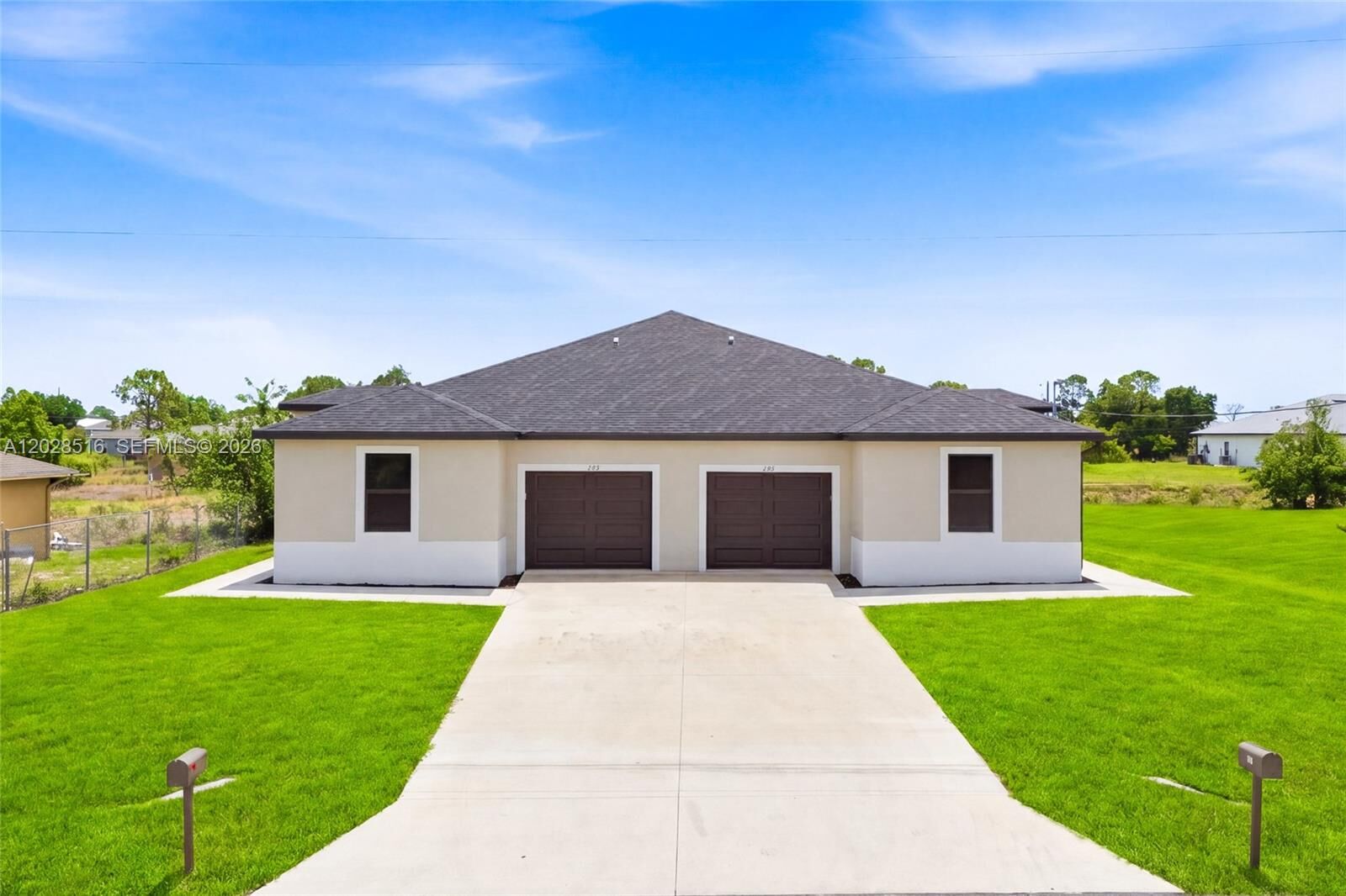 Property Photo:  225/227 Hightower Ave S  FL 33973 