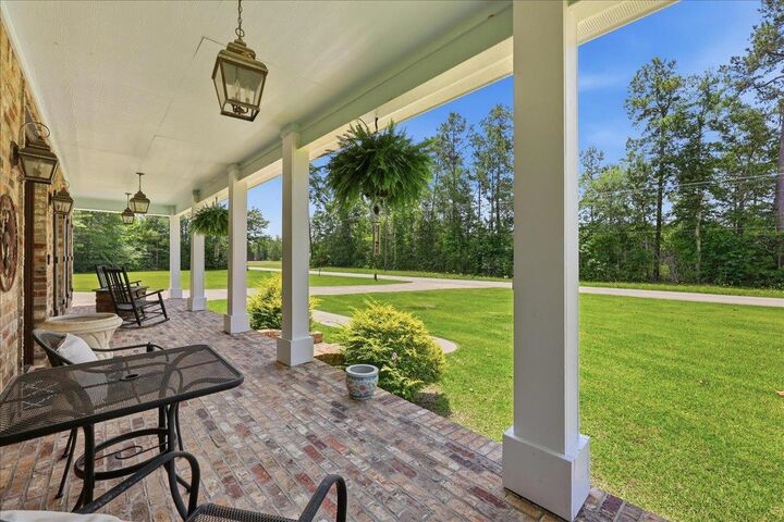 Property Photo:  470 County Road 715  TX 77612 