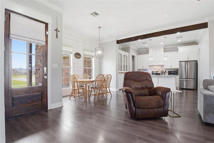 Property Photo: 164 Carnation Drive LA 70657