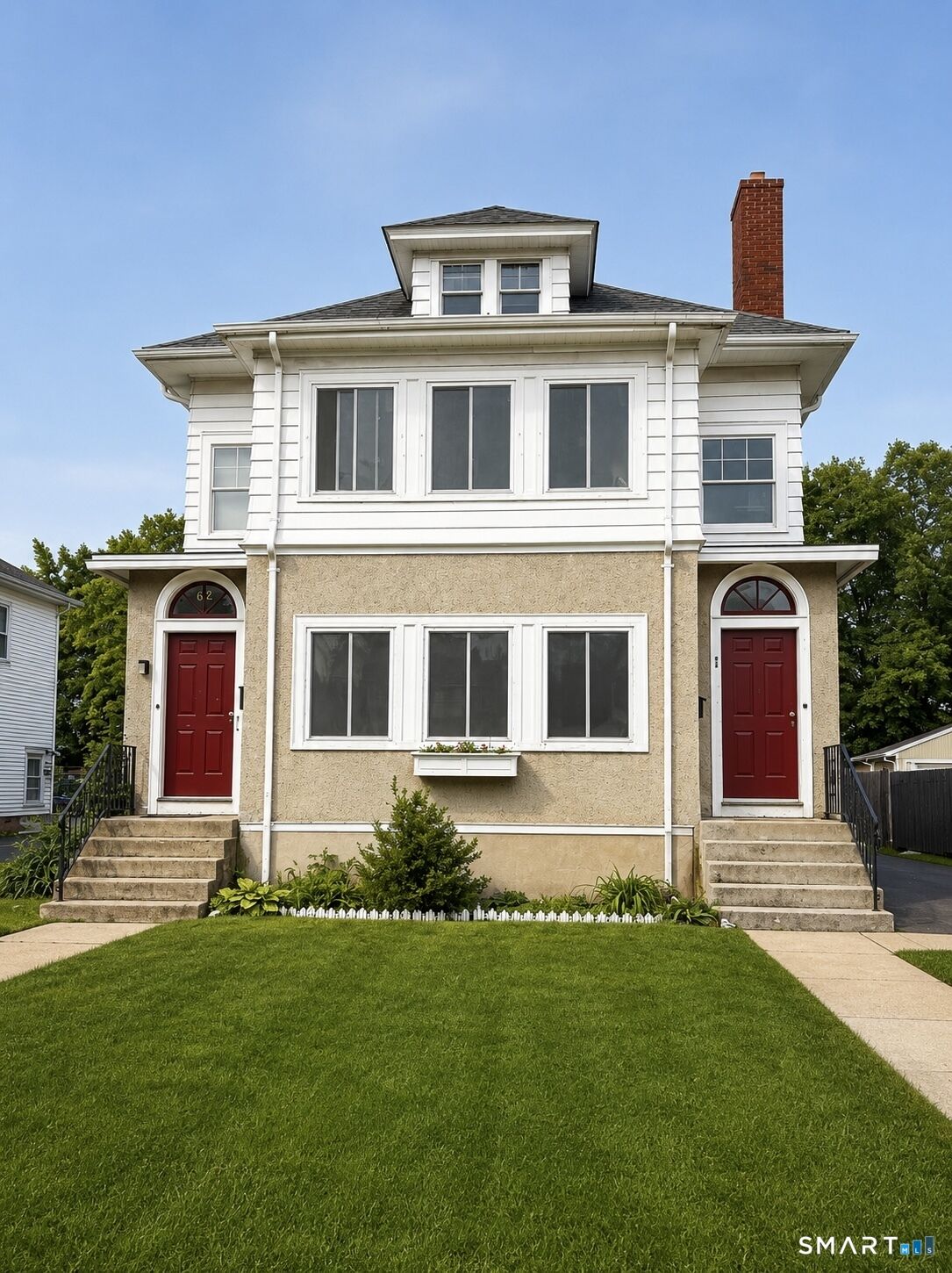 Property Photo:  62 S Quaker Lane  CT 06119 