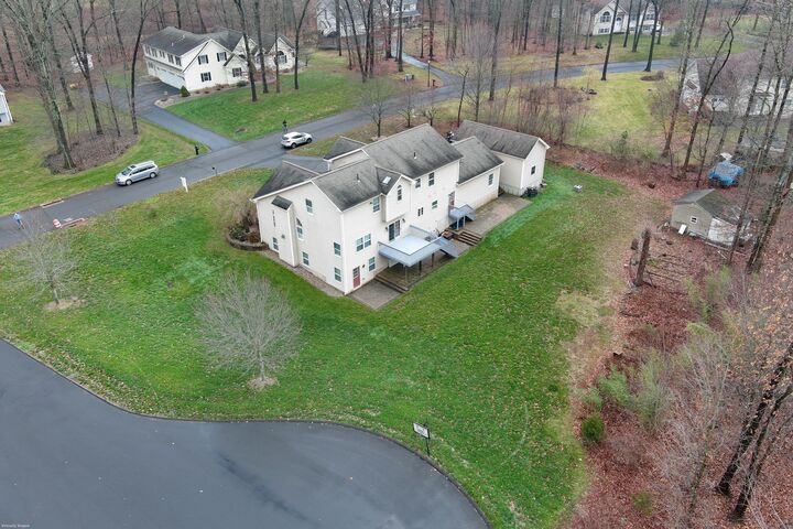 Property Photo:  18 Honey Lane  CT 06489 