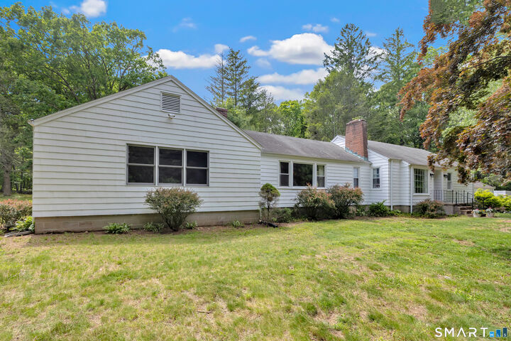 Property Photo:  119 Staples Road  CT 06612 