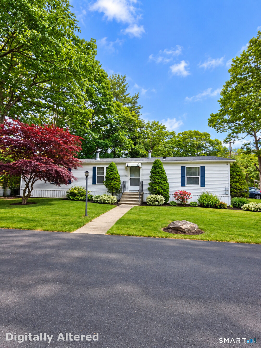 Property Photo: 40 Evergreen Park CT 06413