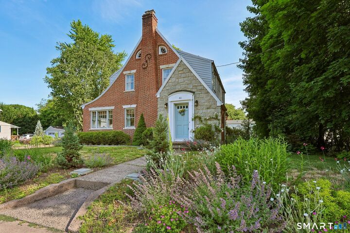 Property Photo:  61 Russell Road  CT 06450 