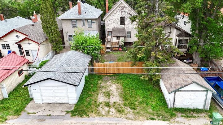Property Photo: 3312 Victoria Avenue SK S4T 1L6