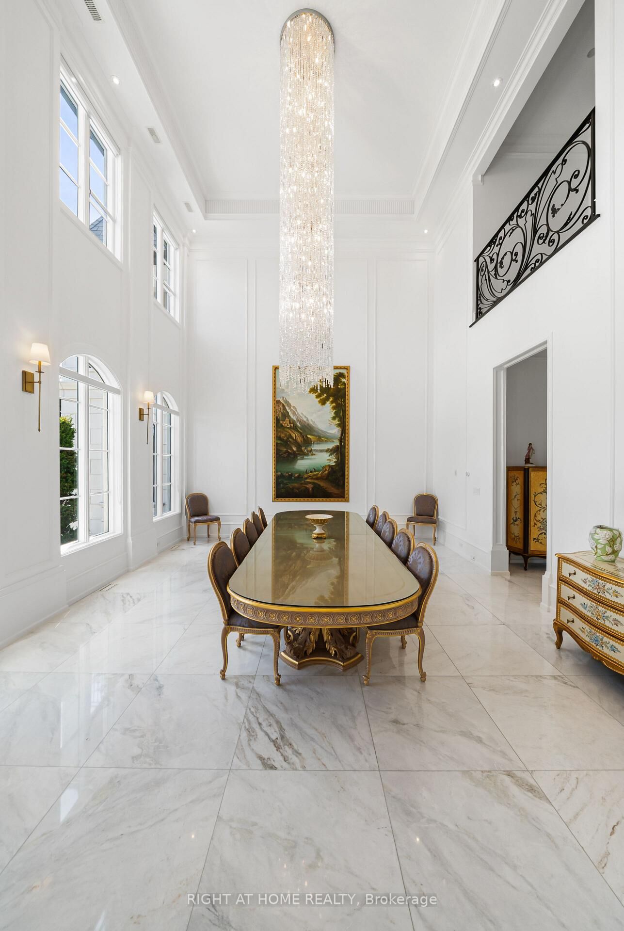 Property Photo: 16 Sirona's Lane ON L4G 7Y7