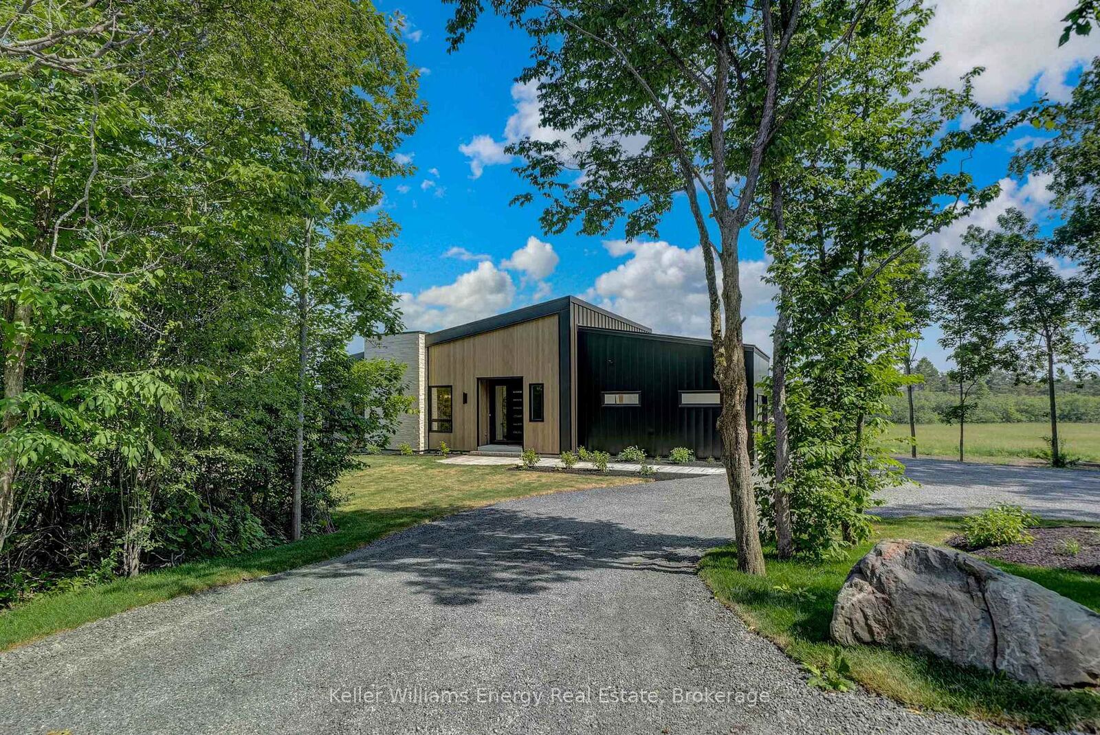 Property Photo: 13 Partridge Hollow Road ON K0K 1T0