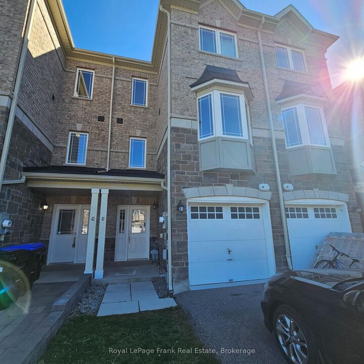 Property Photo: 41 Milson Crescent ON L0M 1B4