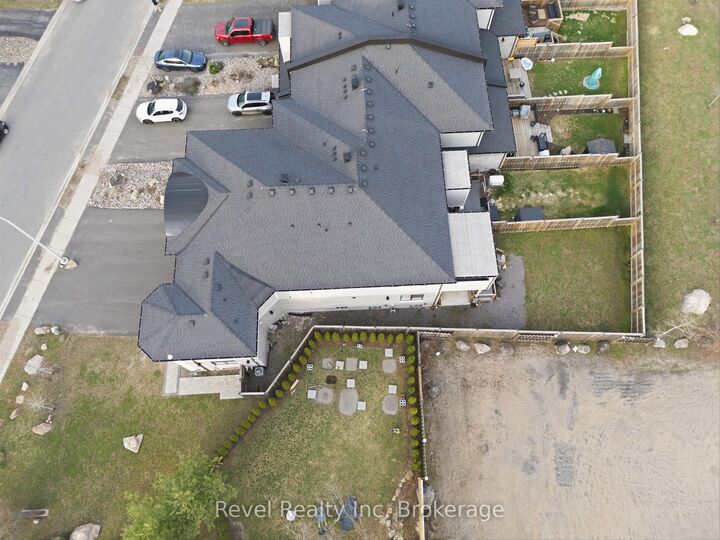 Property Photo: 181 Anglo Street ON P1L 2H3