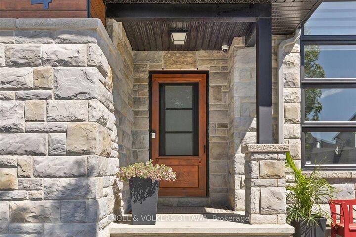 Property Photo: 34 Granite Street ON K4K 0J2