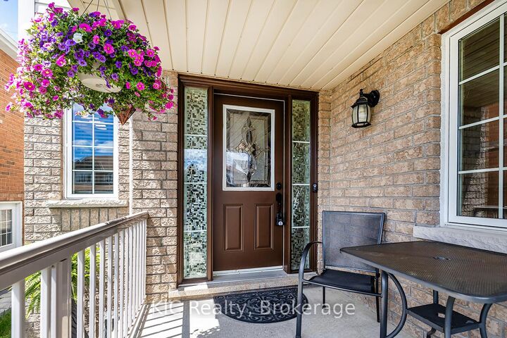 Property Photo: 40 Puttingedge Drive ON L1R 0H7