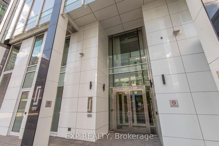 Property Photo: 199 Slater Street 1606 ON K1P 0C8