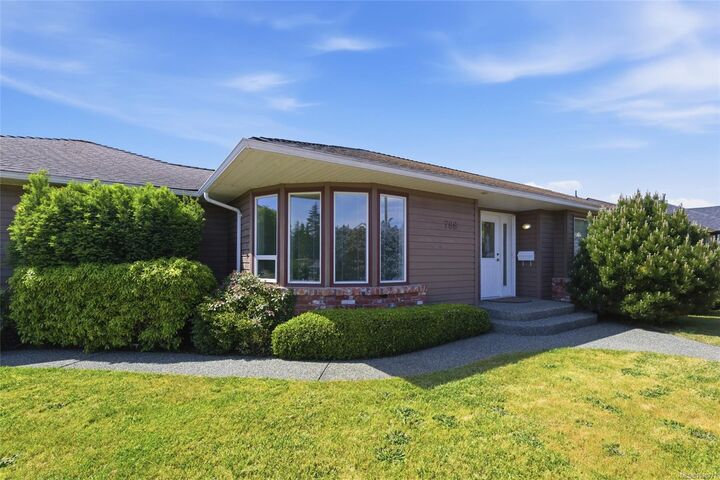 Property Photo: 788 Stanhope Rd BC V9P 1B5