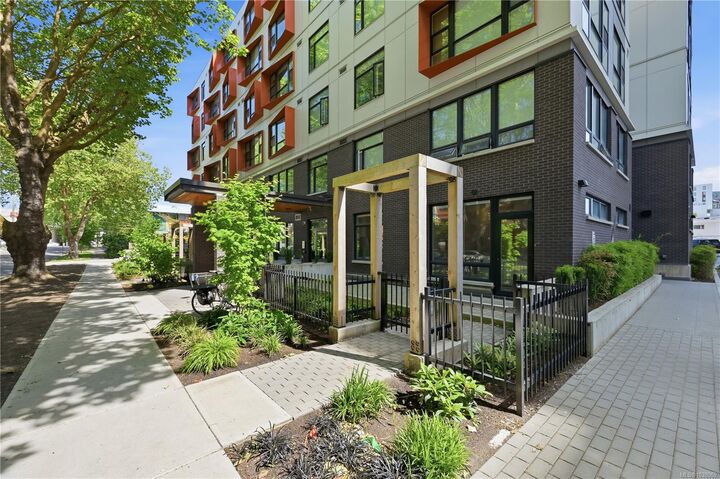 629 Speed Ave #101 — photo 1