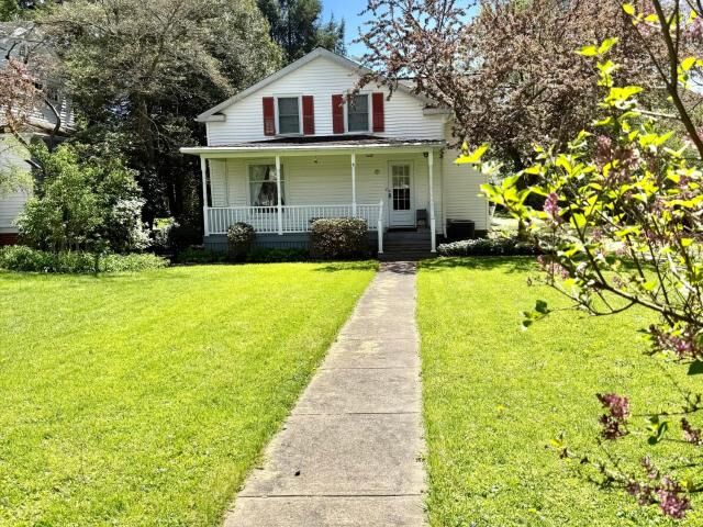 Property Photo:  17 Fourth Avenue  PA 16365 