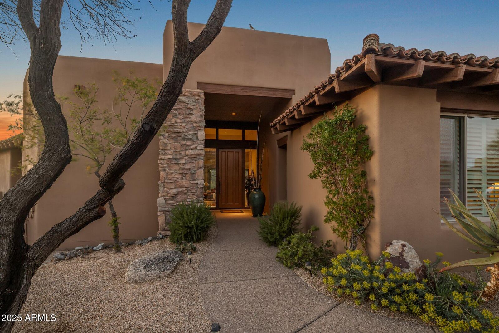 Property Photo:  9904 E Lookout Mountain Drive  AZ 85262 