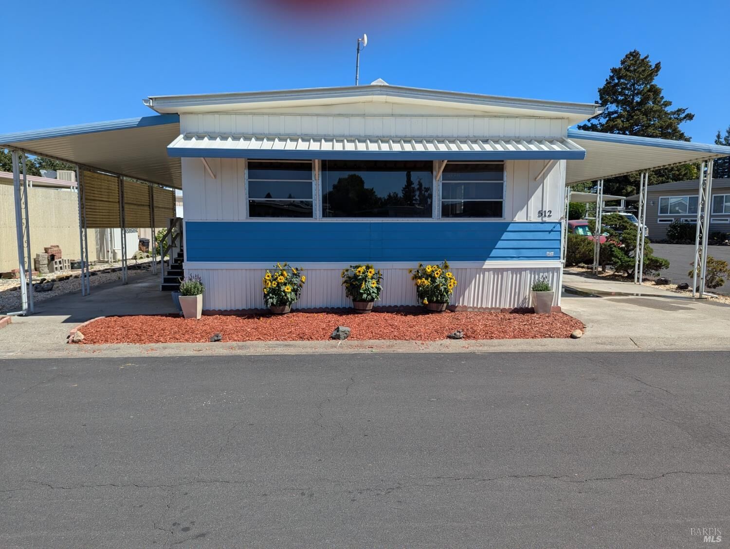 Property Photo:  512 Colonial Park Drive  CA 95403 