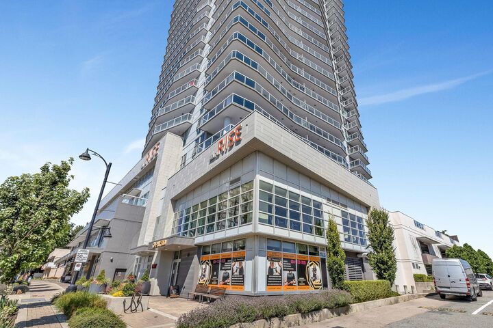 11967 80 Avenue 1206 — photo 1