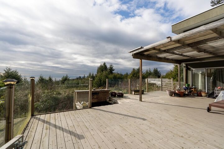 Property Photo: 4582 Woodgreen Court BC V7S 2V7