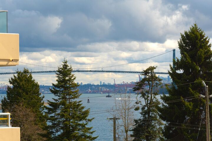 Property Photo: 1845 Bellevue Avenue 303 BC V7V 1B2